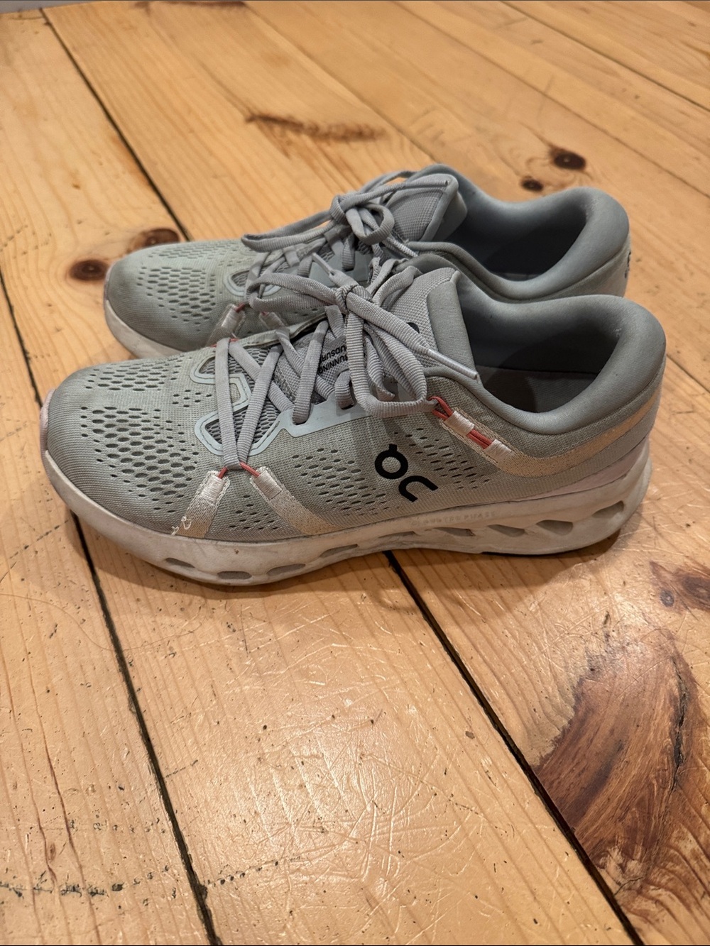 Cloudtec phase Running Light Gray Athletic Sneakers women’s 10